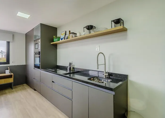 Novíssimo: Go Carlos Gomes - Infra Estrutura E Vista Espetacular! Apartamento