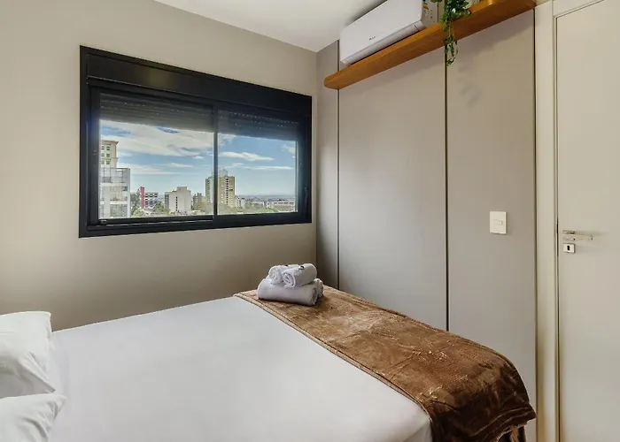 Novíssimo: Go Carlos Gomes - Infra Estrutura E Vista Espetacular! Apartamento Porto Alegre